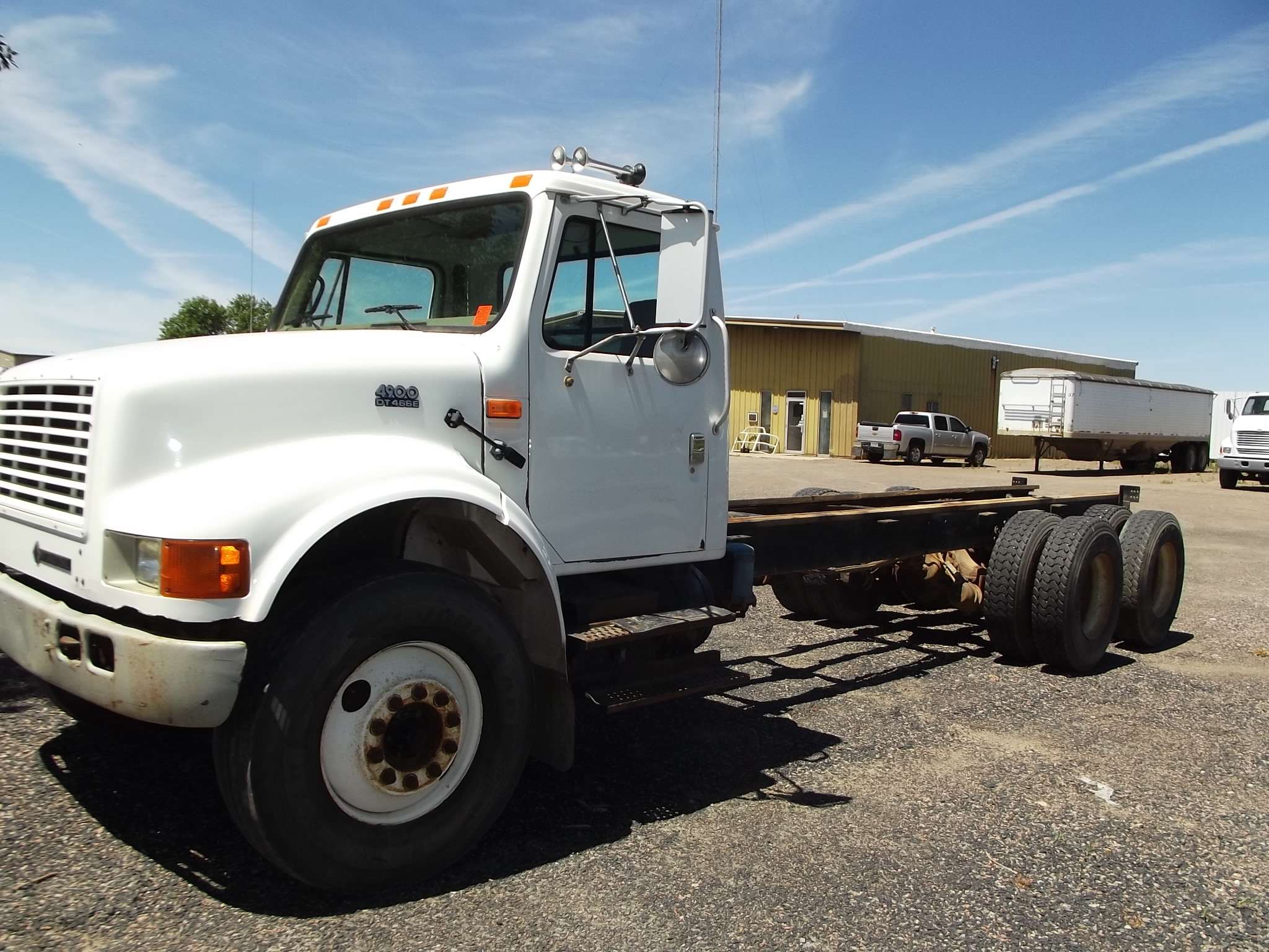 Marshall Truck Sales & Salvage