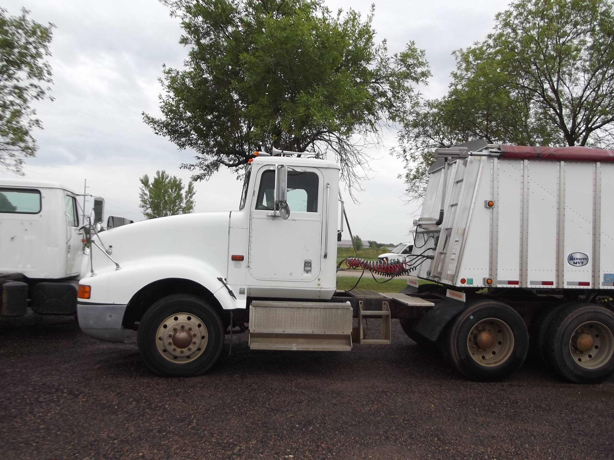 Marshall Truck Sales & Salvage