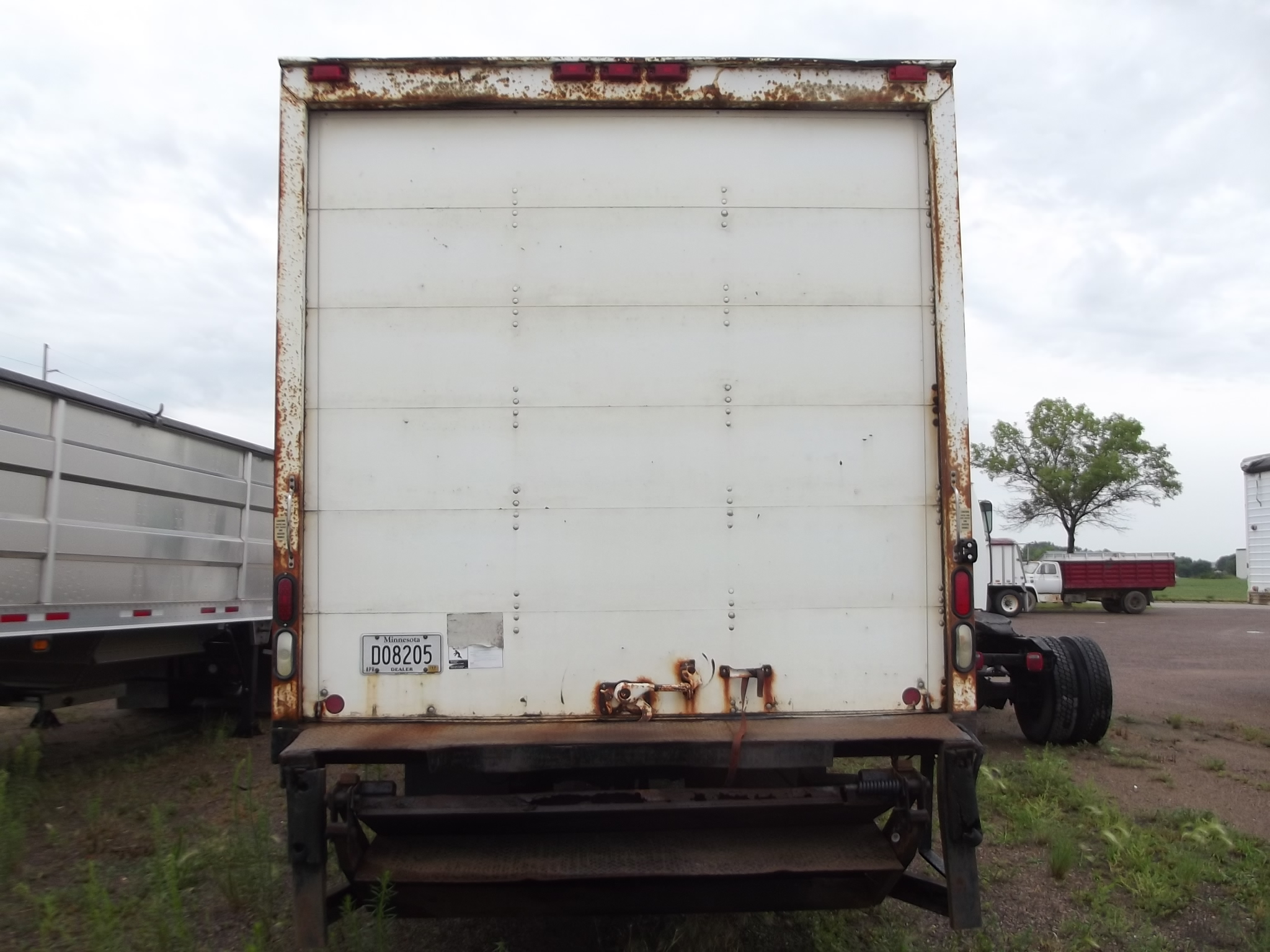 Marshall Truck Sales & Salvage